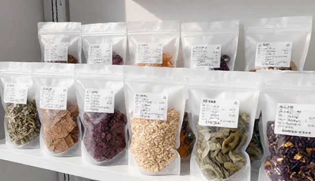 食材供应：定制茶礼盒的使用与维护建议